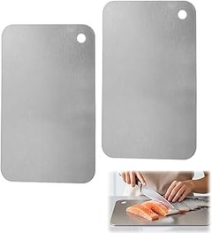 Comparativa: Tablas de cortar de plástico vs. madera en limpieza y cuidado